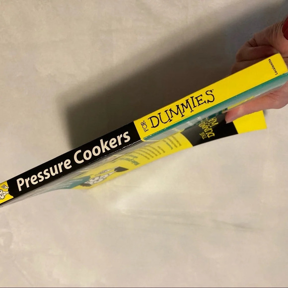 🌸 Pressure Cookers for Dummies Cookbook - Picture 7 of 7